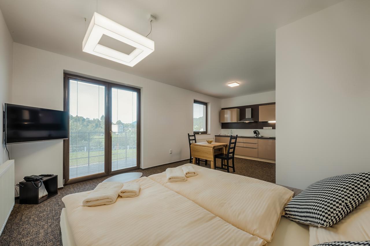 Village Resort Hanuliak Apartmany Bela  Bagian luar foto